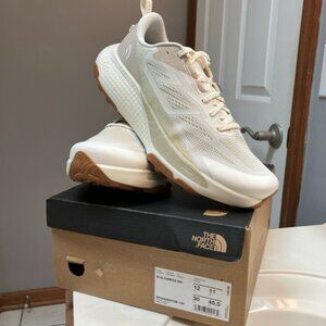 Mens Brand New The North Face Altamesa 500 Size 12 Medium Ivory (Retail $155)